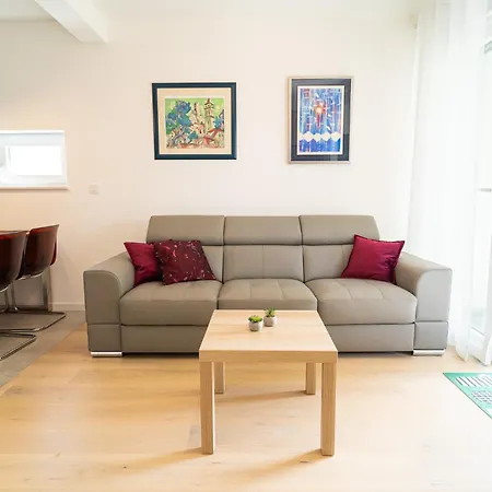 Апартаменты Duo Lipa By Belmont Realty *